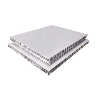 Pannello composito in nido di miele in alluminio con nucleo rivestito in PVDF Ideale per il laboratorio di design minimalista nella costruzione
